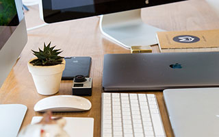 曼城终结魔咒夜，索博斯洛伊染红，哈兰德点射绝杀利物浦